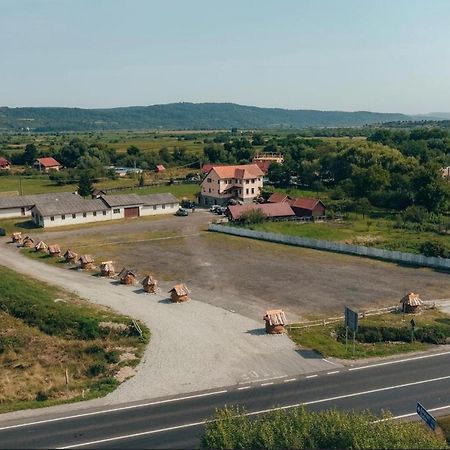 Pensiunea Ducu Scoreiu Exteriér fotografie